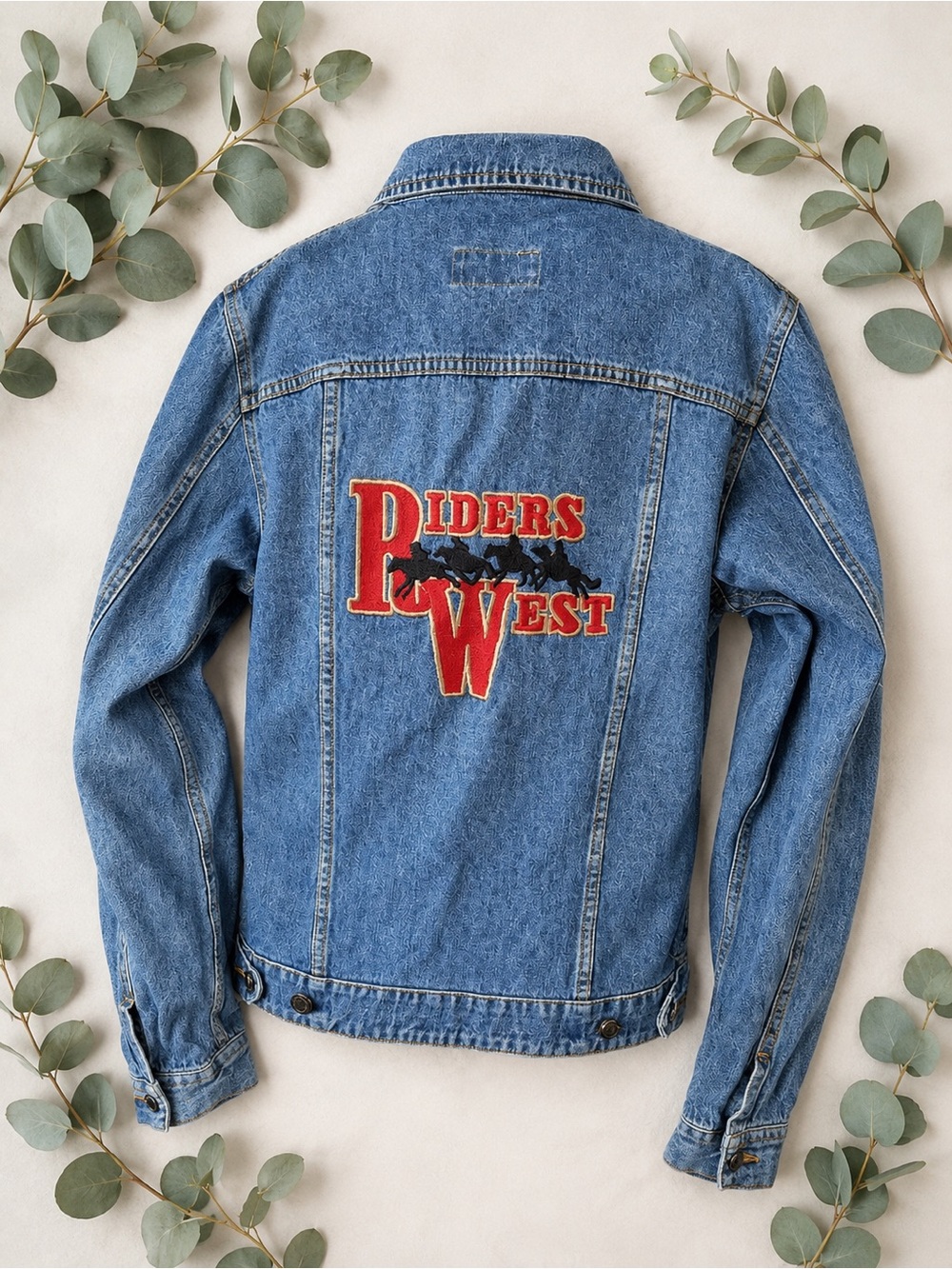Vintage Wrangler Riata Embroidered Denim Jean Jacket Medium Riders West